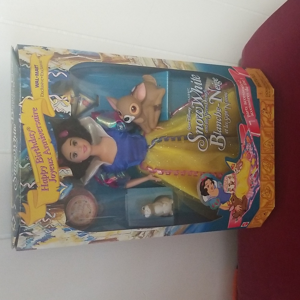 Vintage 1996 Disney Mattel Happy Birthday Snow White Doll
